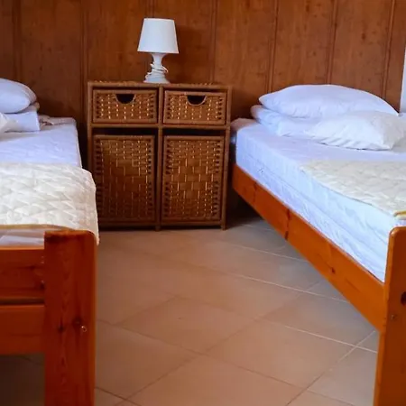 Ow Jantar منزل للإقامة فيتشه